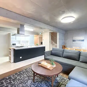 Villa Uhome Otsuka, Tokyo